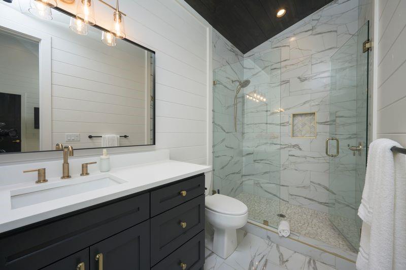 462 Moonshiner Springs Trail