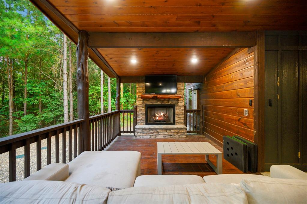 86 Gopher Wood Trail
