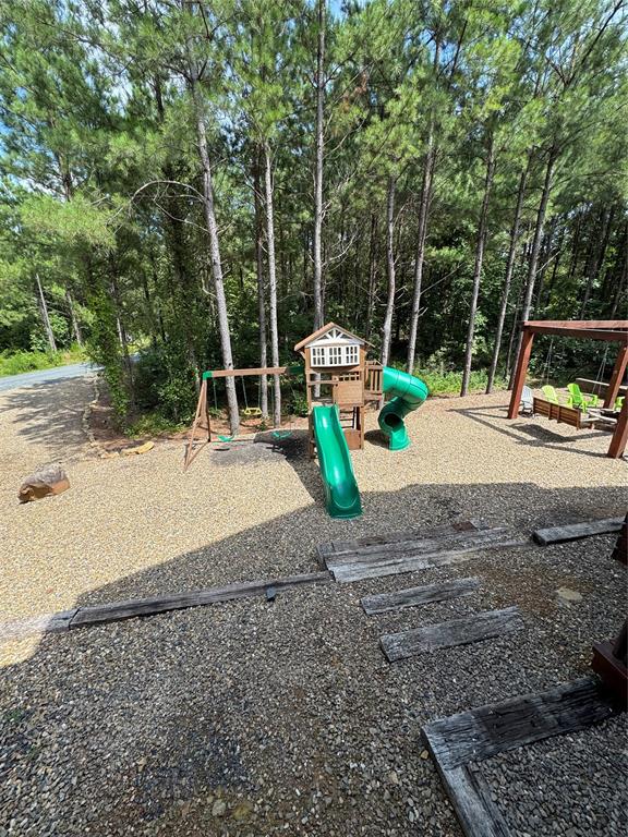 86 Gopher Wood Trail