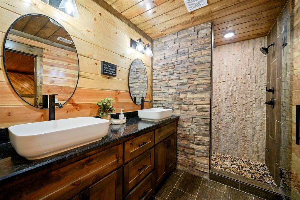 86 Gopher Wood Trail