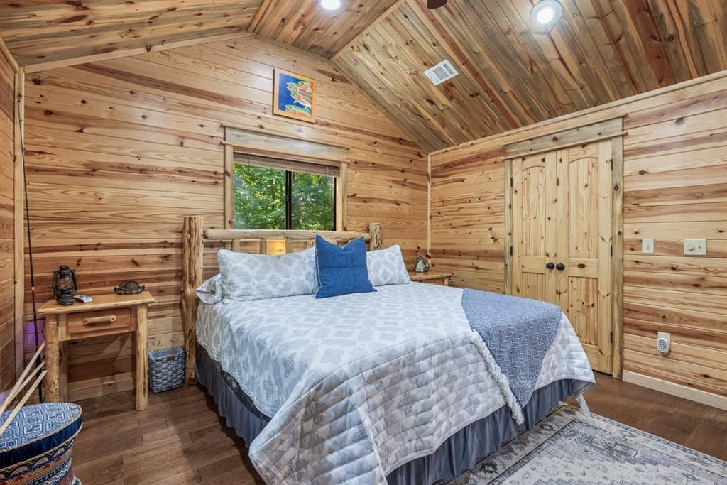 156 Huckleberry Trail