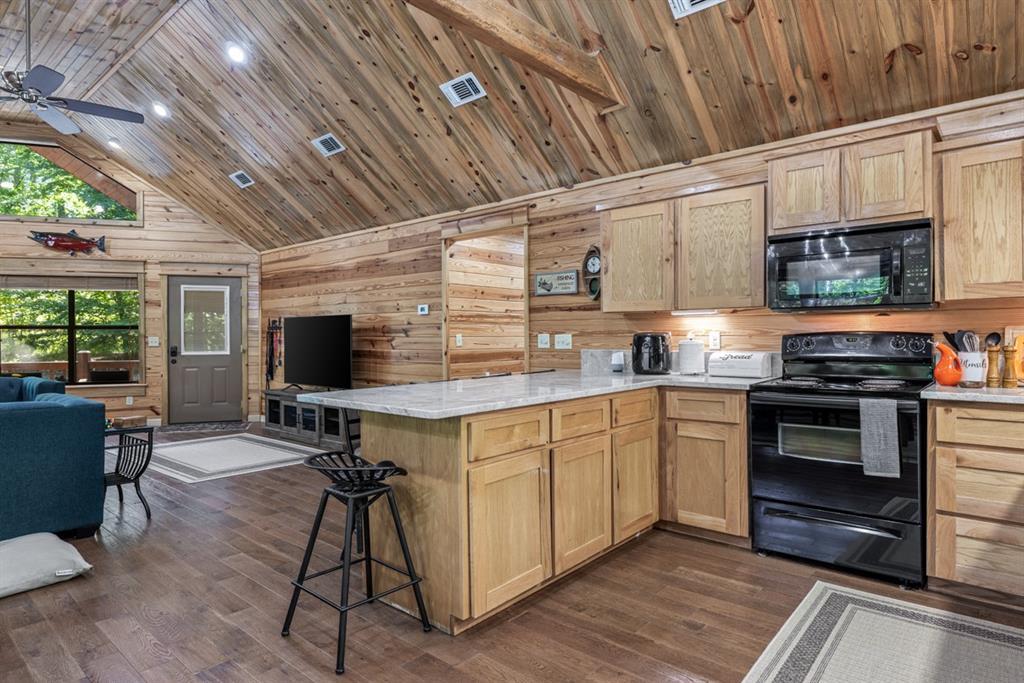 156 Huckleberry Trail