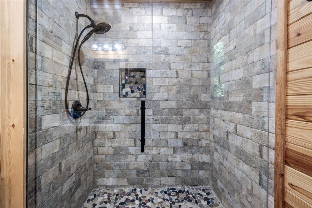 156 Huckleberry Trail