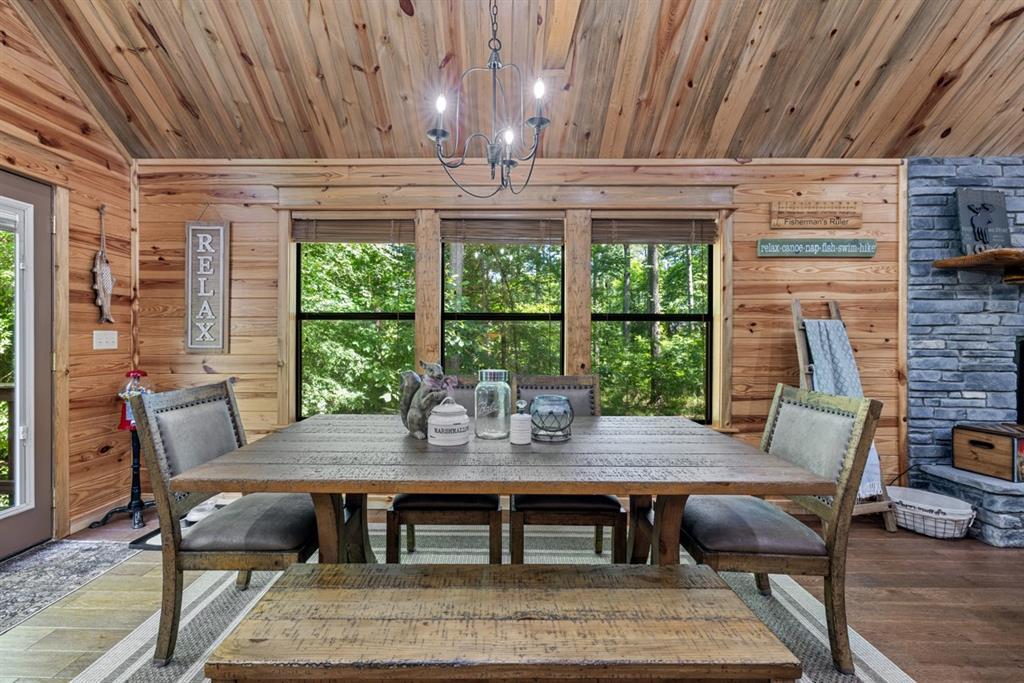 156 Huckleberry Trail