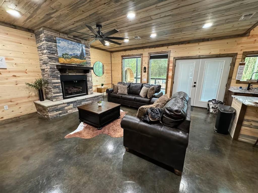 87 Preserve Way