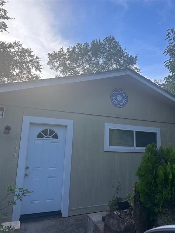 1106 Peninsula Drive