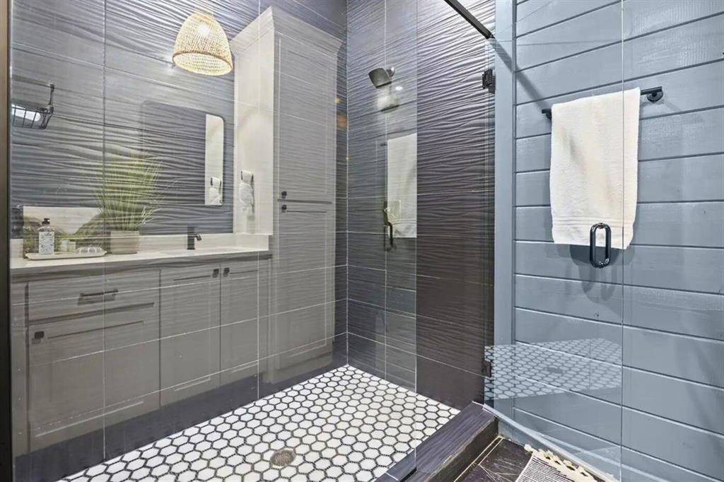 36 Sitca Spruce Trail