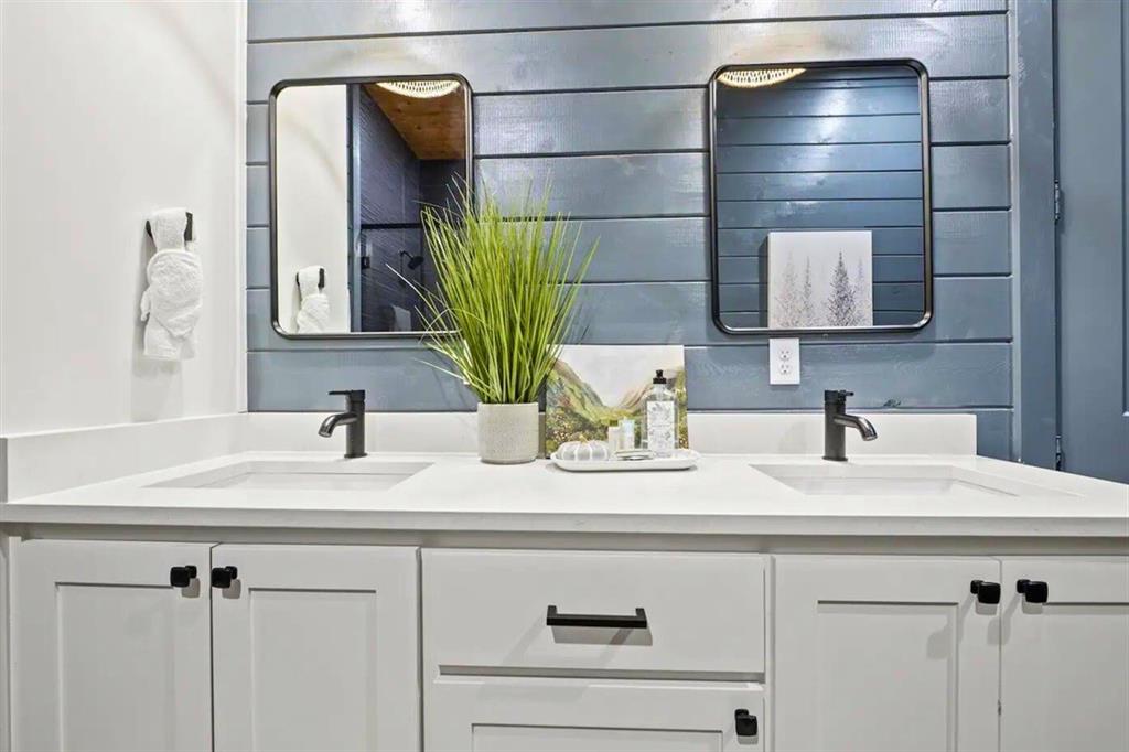 36 Sitca Spruce Trail