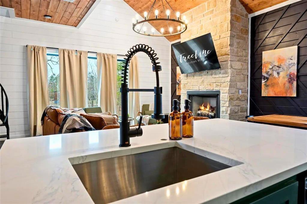 36 Winding Hemlock Circle