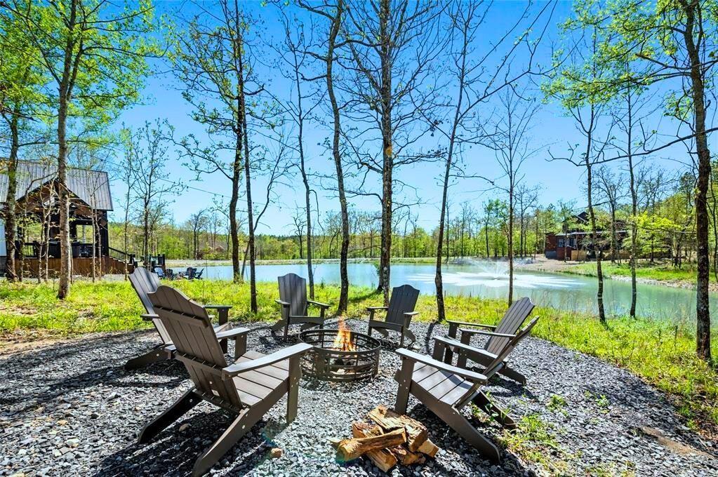 36 Winding Hemlock Circle