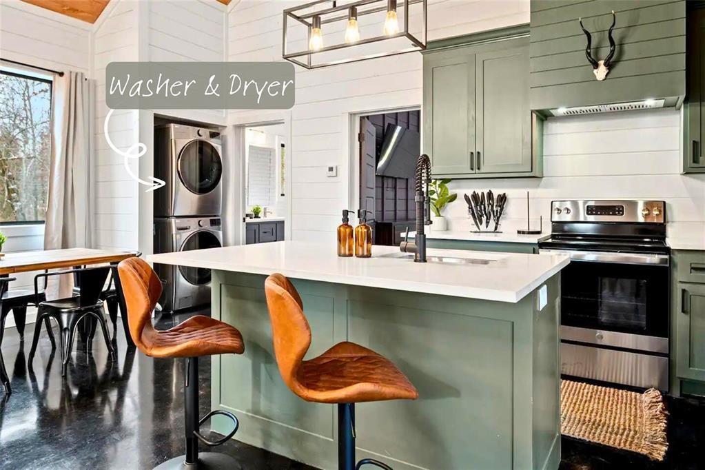 36 Winding Hemlock Circle