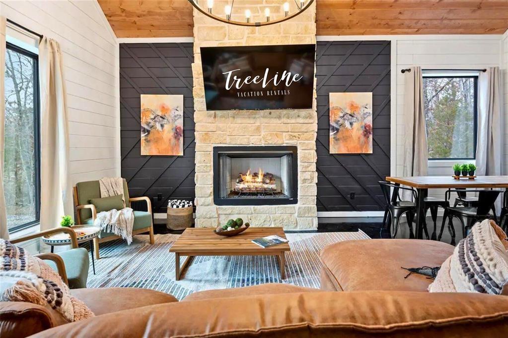 36 Winding Hemlock Circle