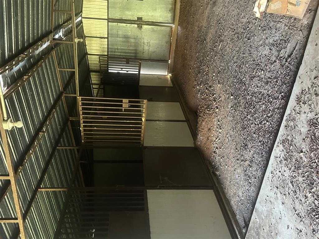 105 Perry Lane