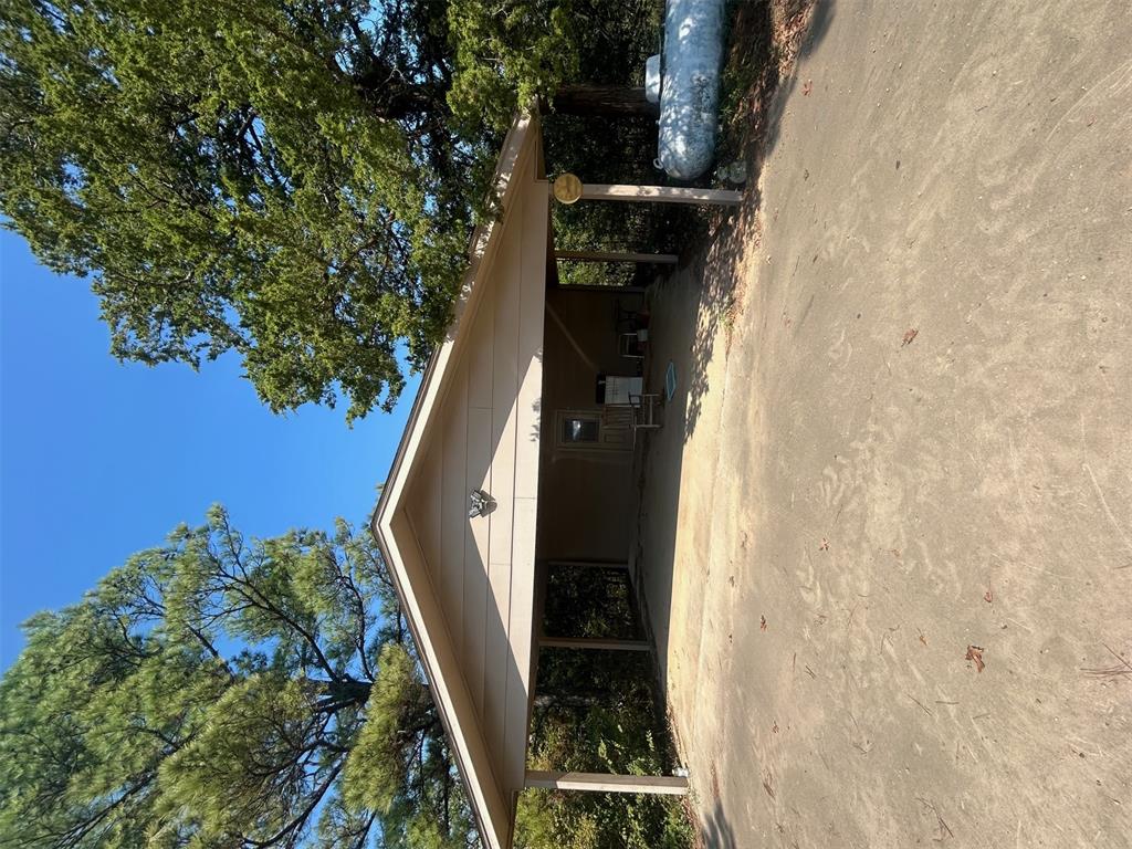 105 Perry Lane