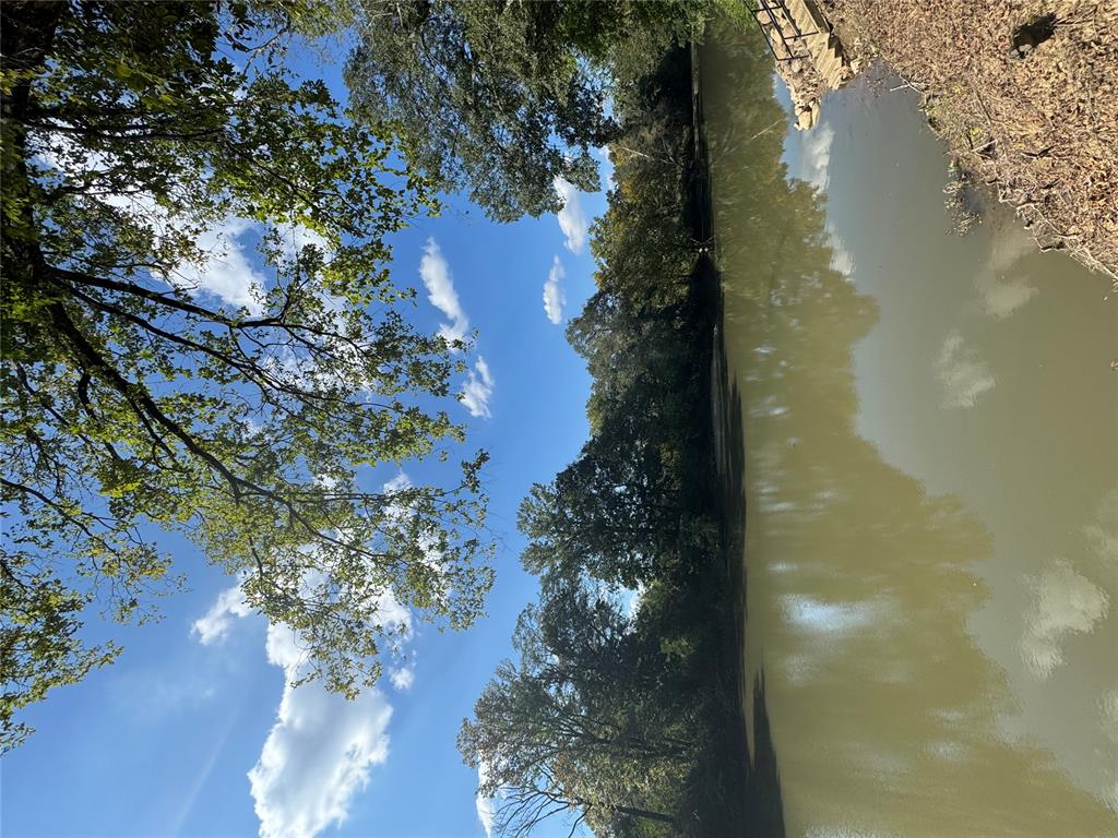 871 Riverview Road