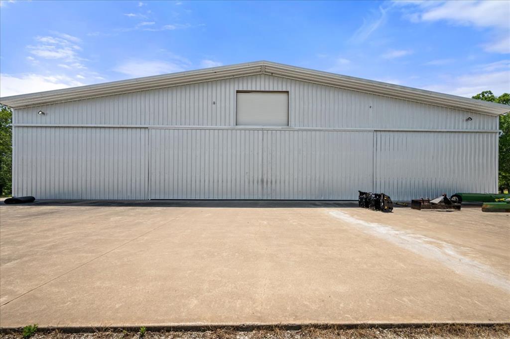 1727 N 4030 Road