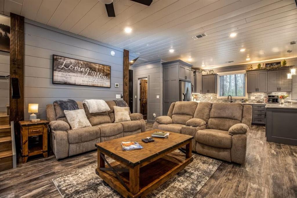 219 Deer Ridge Trail