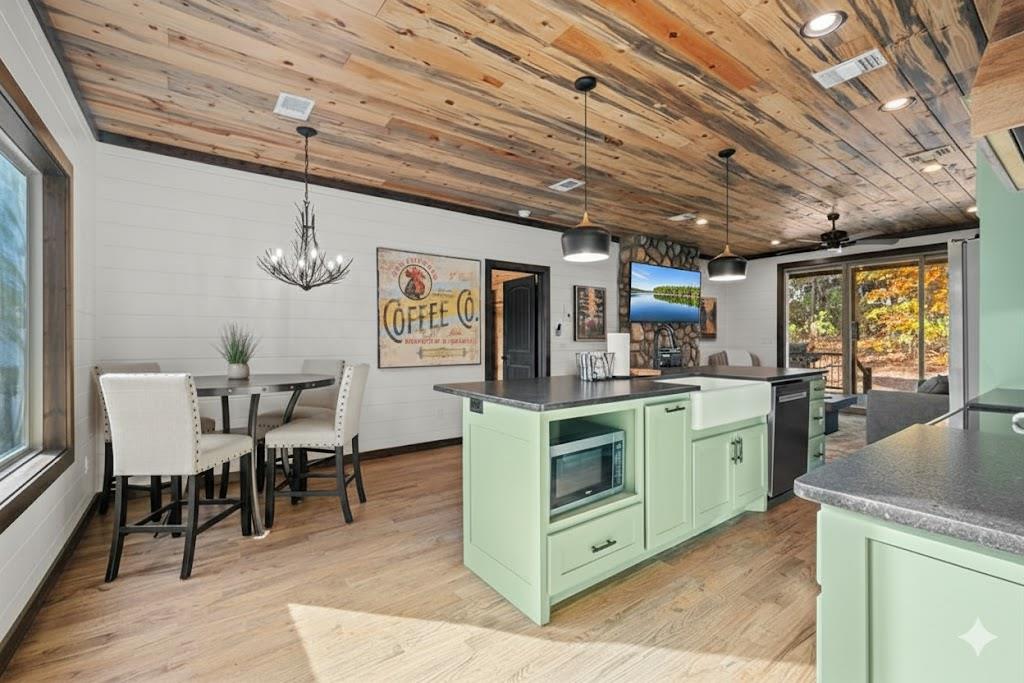 47 Canoe Birch Trail