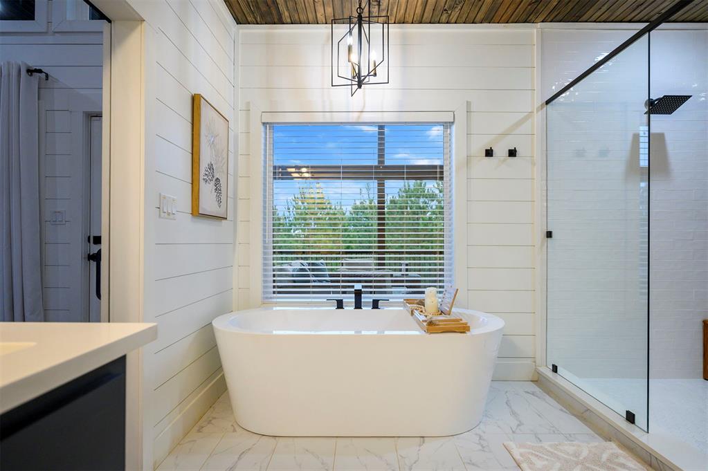 72 Green Persimmon Trail