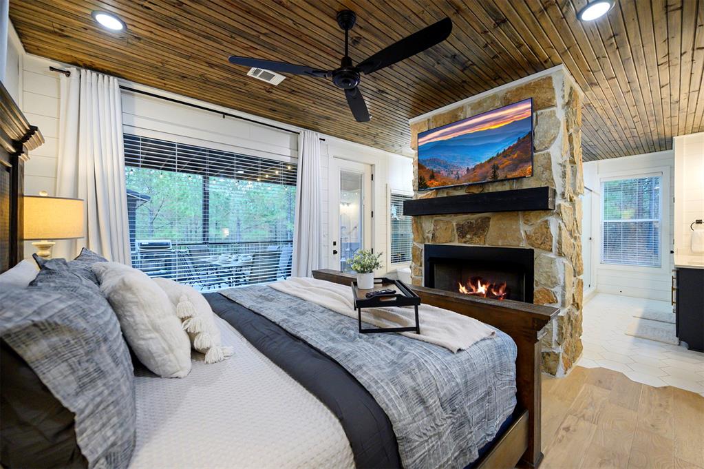 72 Green Persimmon Trail