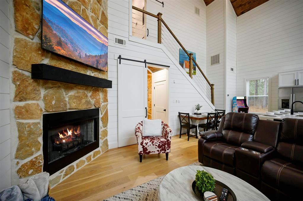 72 Green Persimmon Trail