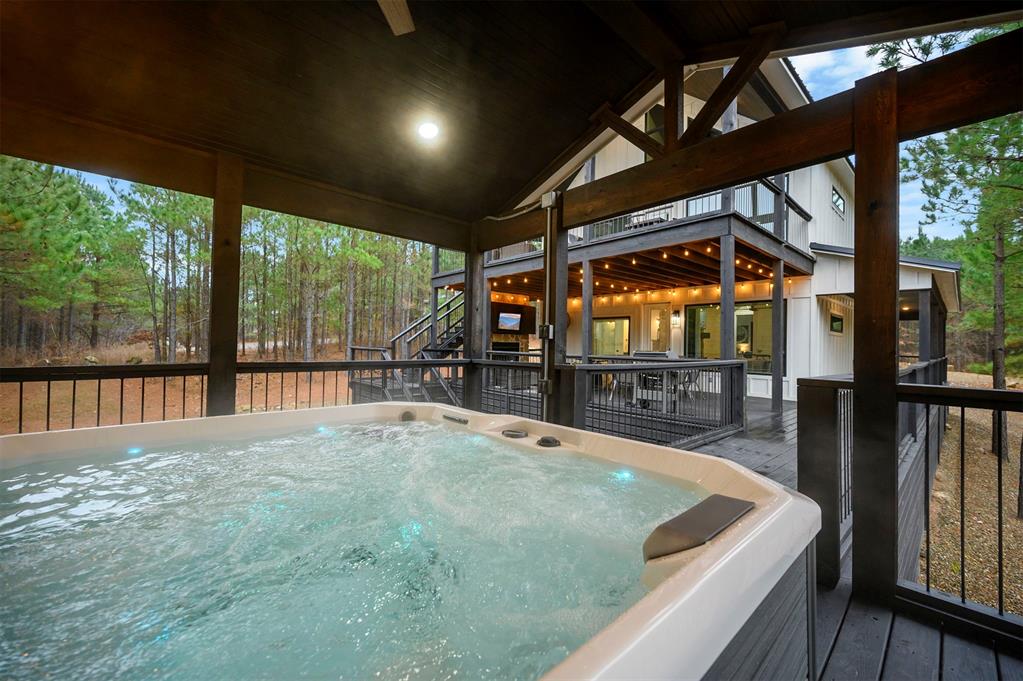 72 Green Persimmon Trail