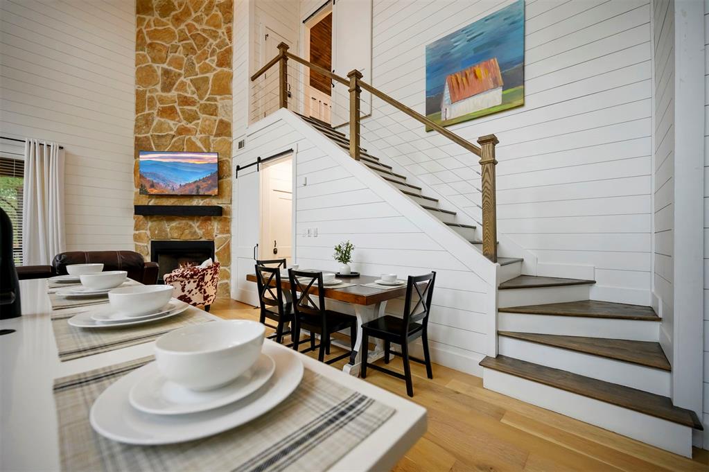 72 Green Persimmon Trail