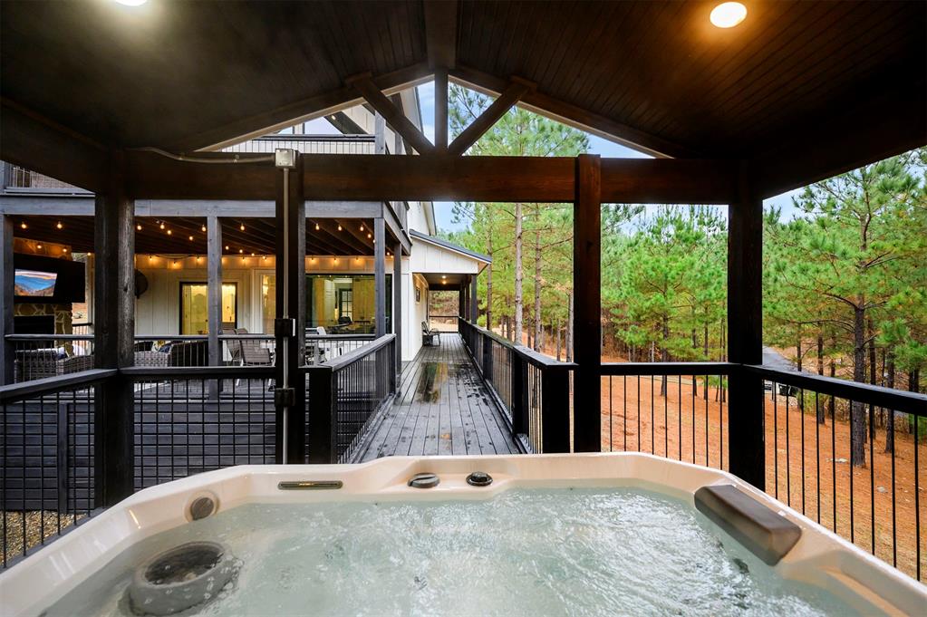 72 Green Persimmon Trail