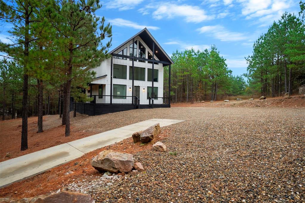 72 Green Persimmon Trail