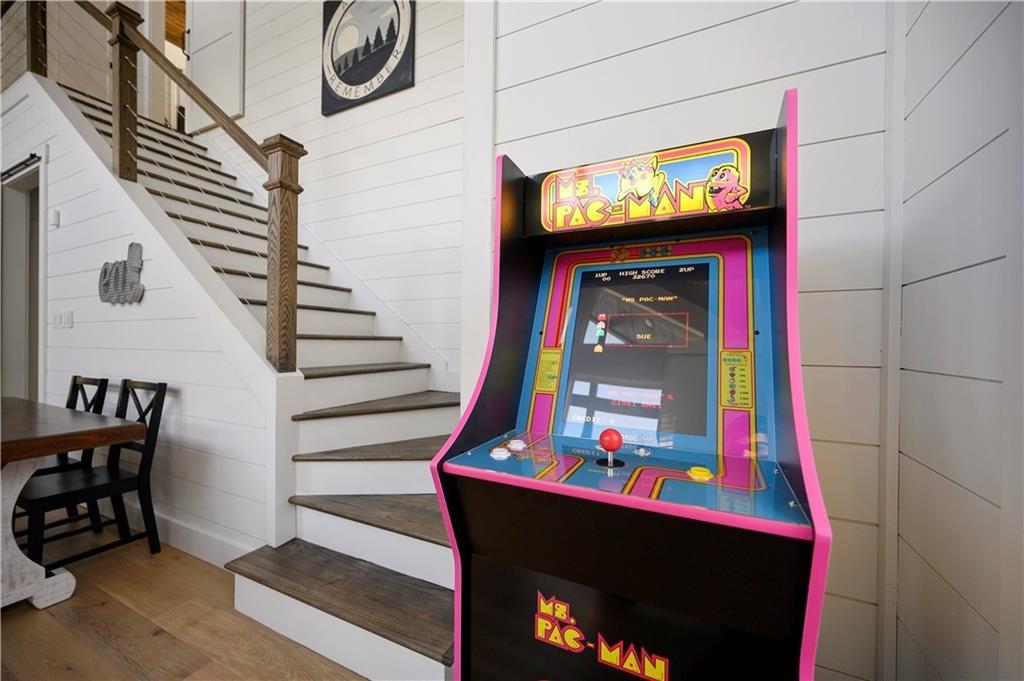 72 Green Persimmon Trail