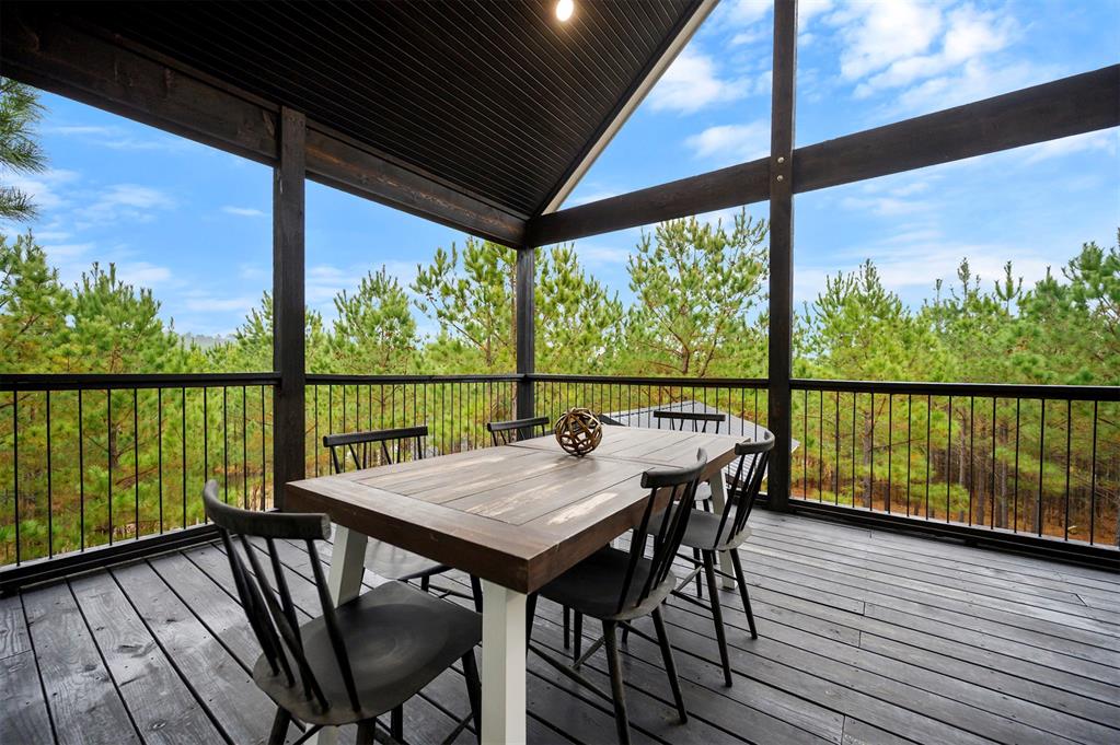 72 Green Persimmon Trail