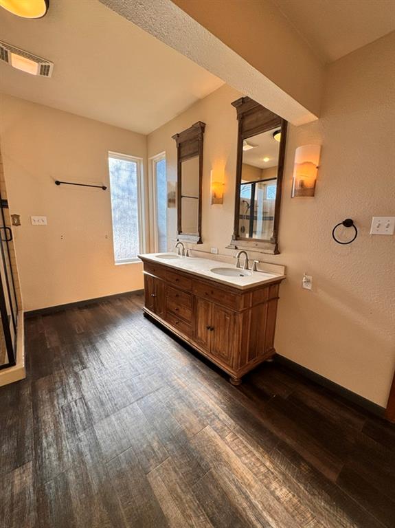 1089 Peninsula Drive