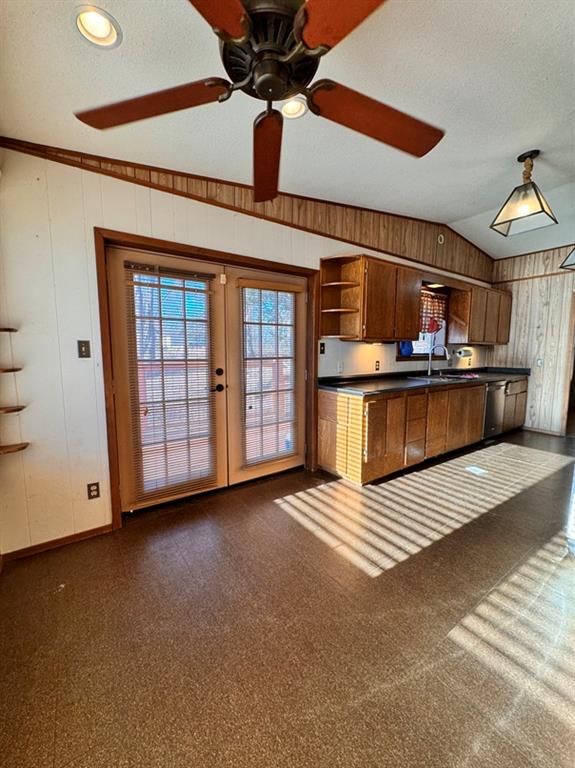 1089 Peninsula Drive