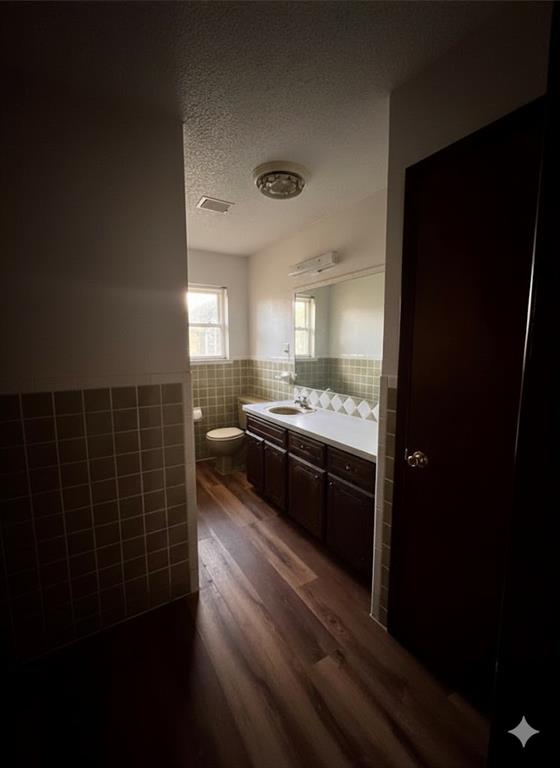 1792 Holly Creek Road