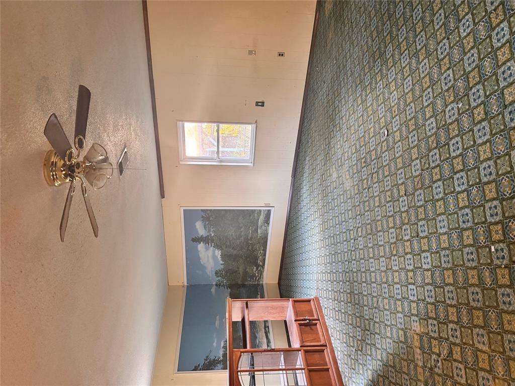 1792 Holly Creek Road