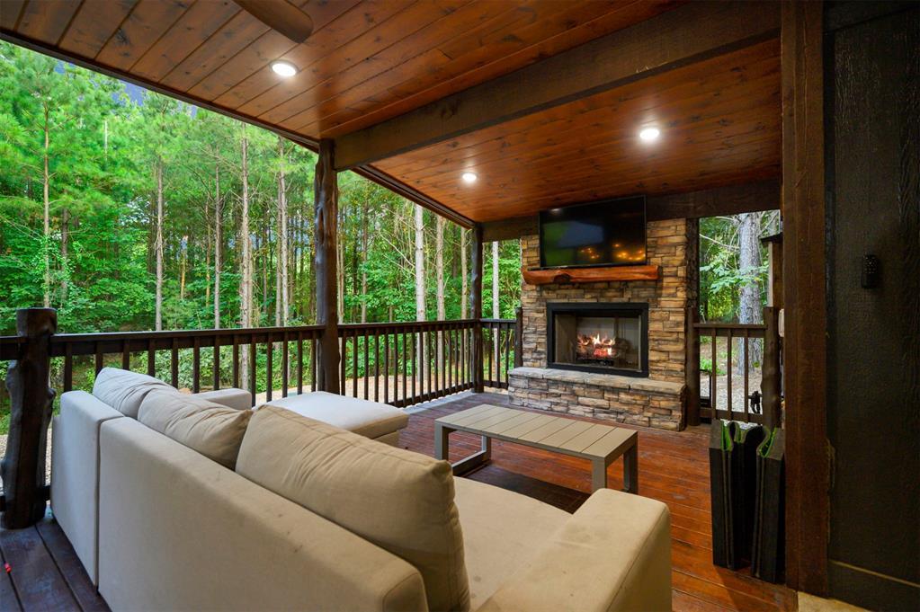 86 Gopher Wood Trail