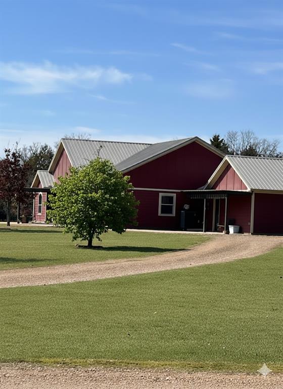 8828 SE HWY-63