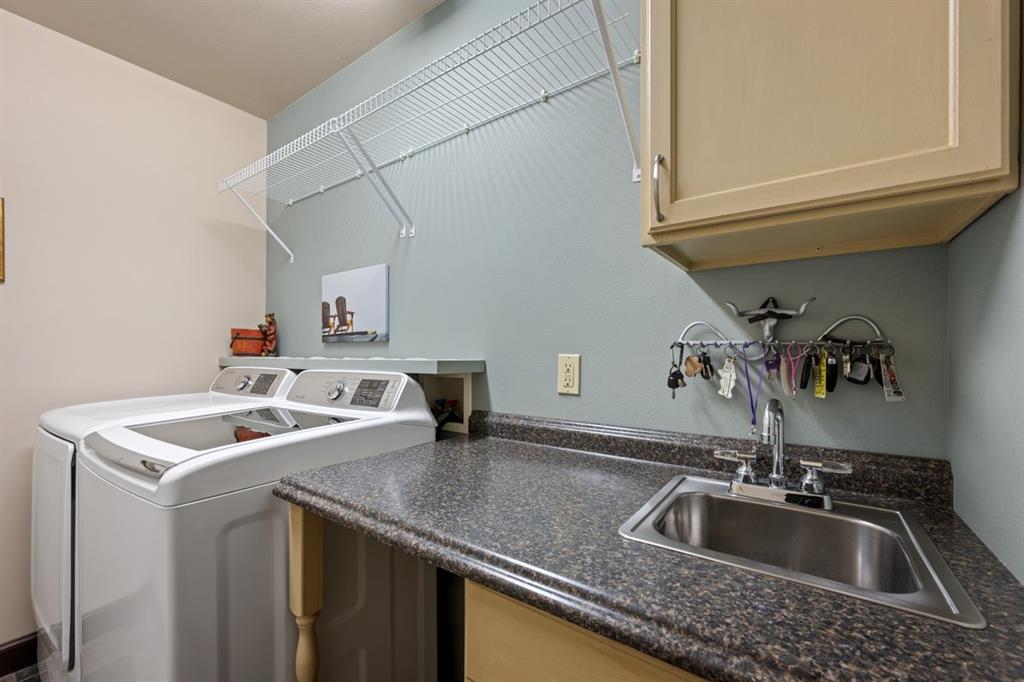 8828 SE HWY-63