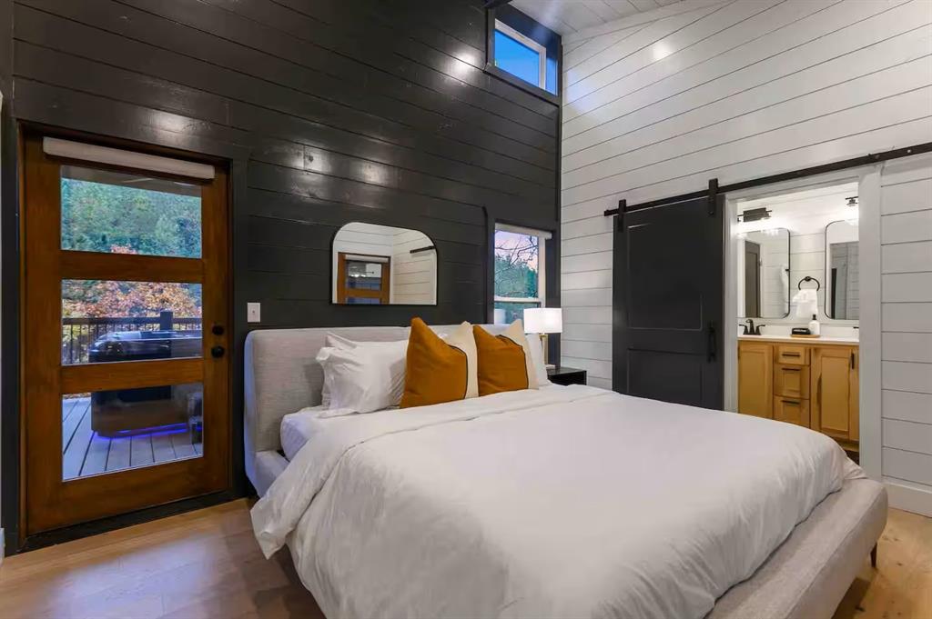 836 Timberline Trail