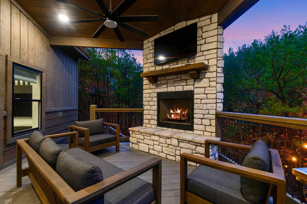 836 Timberline Trail