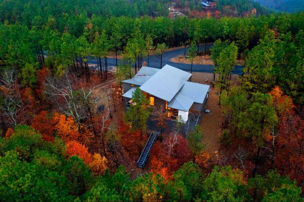 836 Timberline Trail