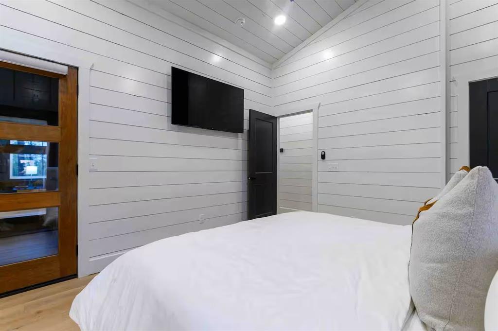 836 Timberline Trail