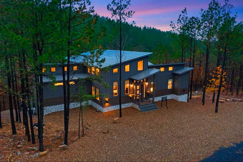 836 Timberline Trail