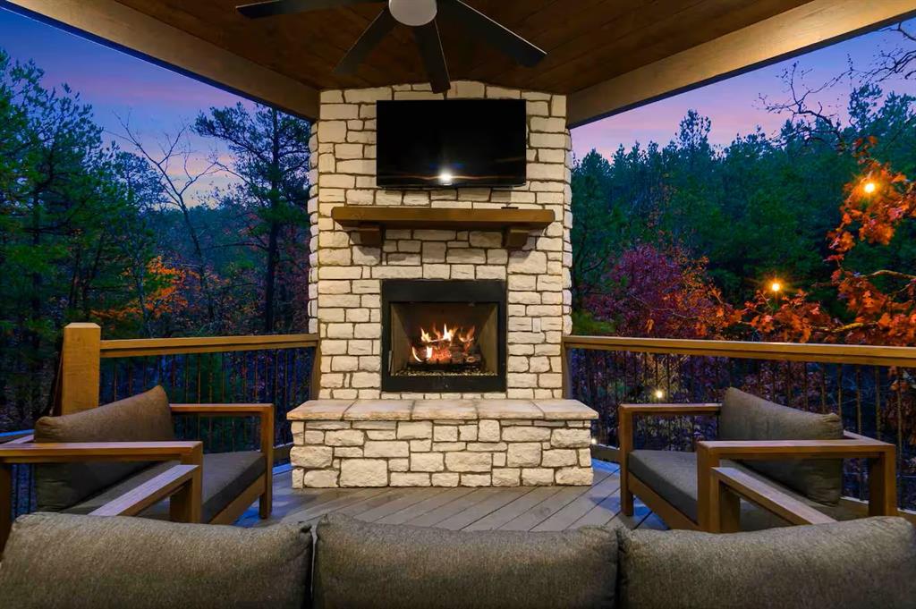 836 Timberline Trail