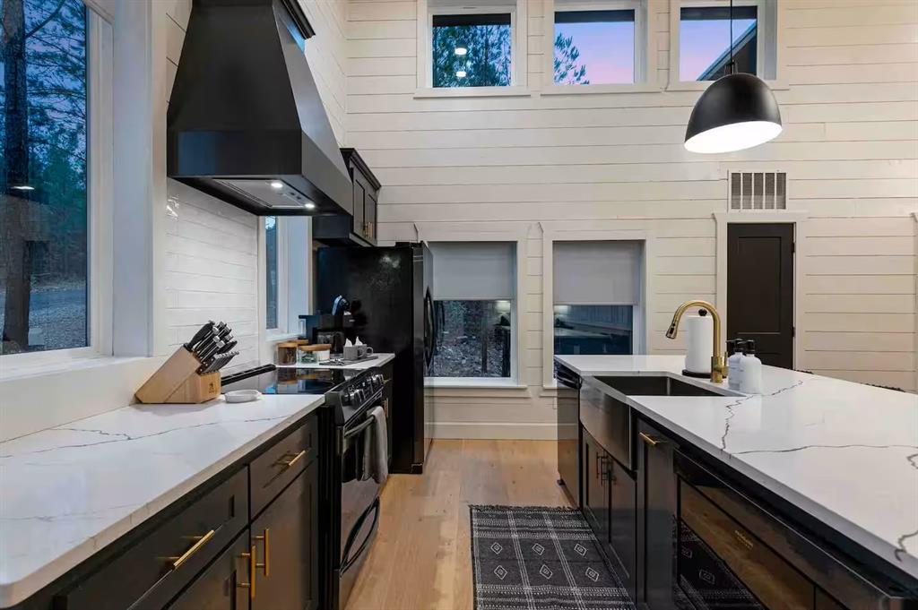 836 Timberline Trail