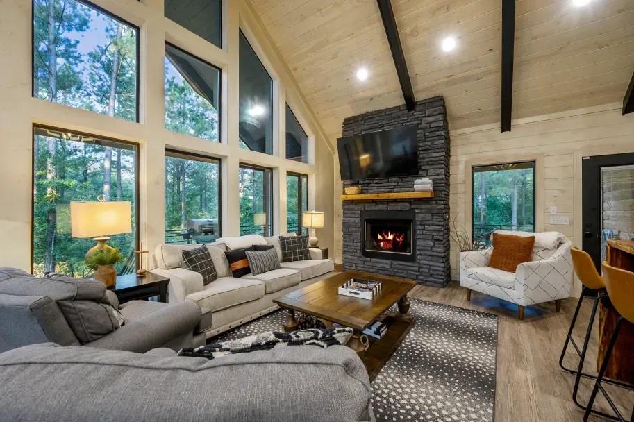 119 Secluded Circle