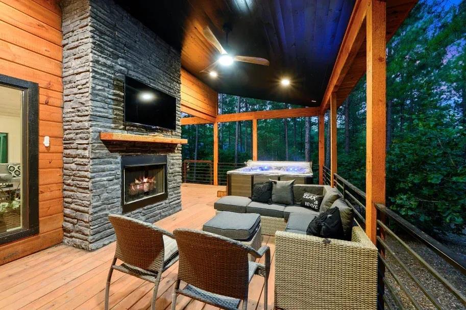 119 Secluded Circle