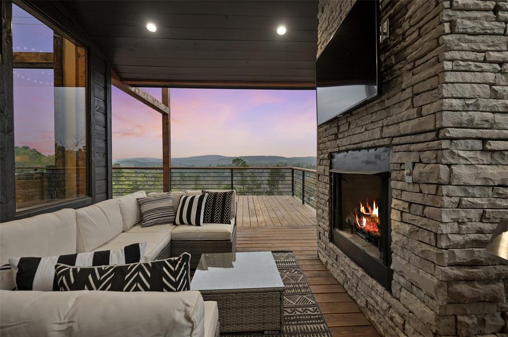 79 Forest Brook Loop