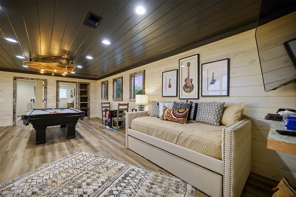 79 Forest Brook Loop