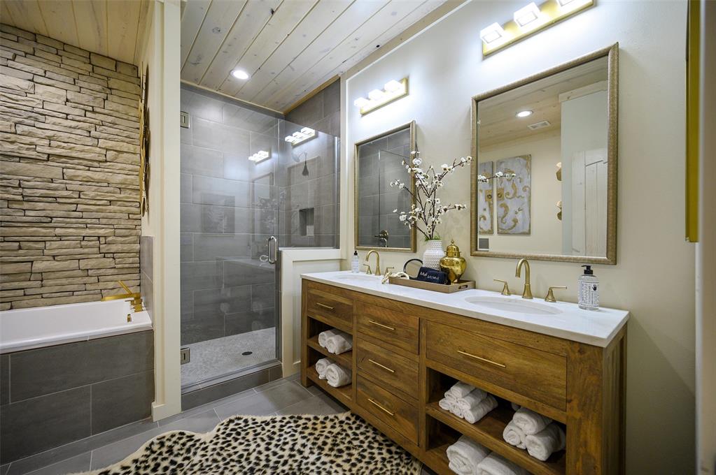 79 Forest Brook Loop